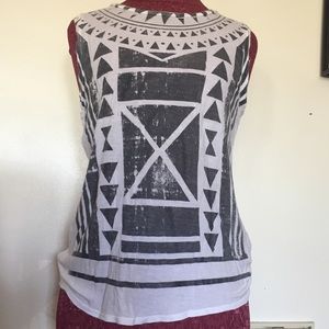 Forever21 muscle tank size medium